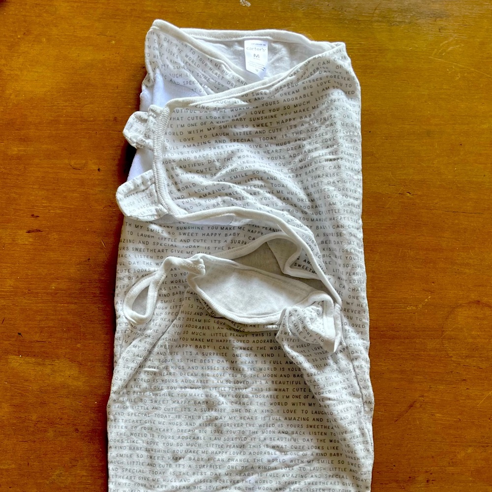 Carter’s Swaddle Sleep Sack Medium 6-9 mo NWOT